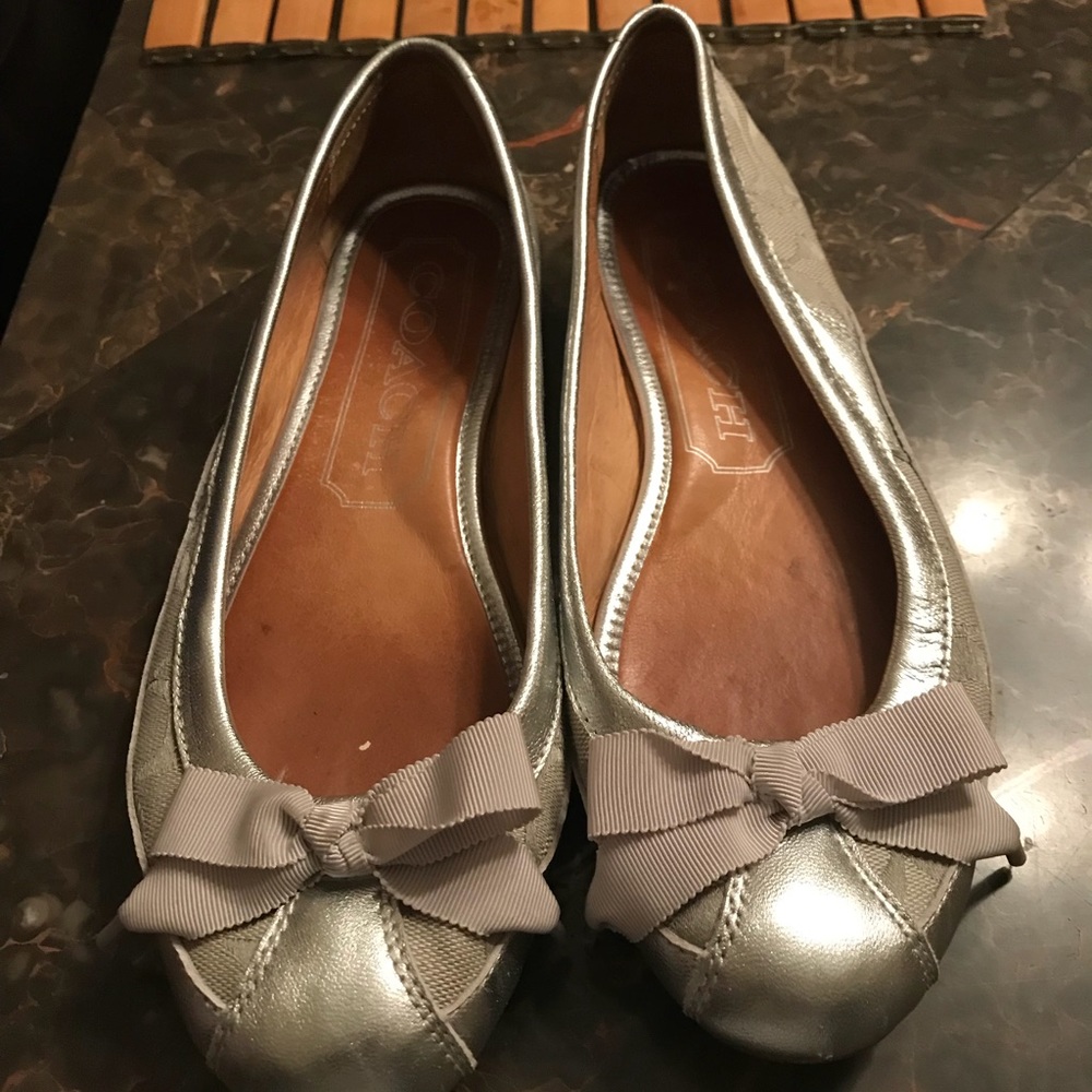 COACH. Signature ballet flats